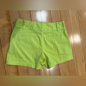 Ann Taylor Lime Green Women's Shorts, size 2